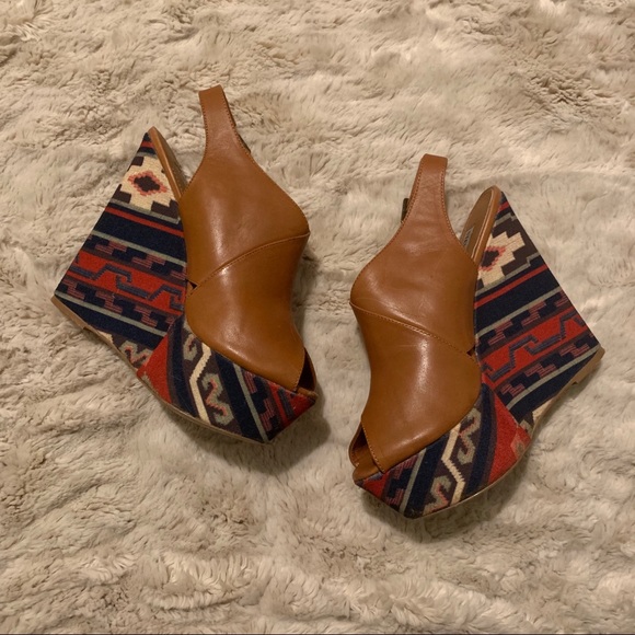 Steve Madden size 8 boho aztec Elissaa leather Wedge Heel - Picture 6 of 6